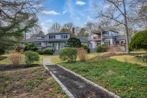 52 Old Dock Lane Mashpee MA 02649