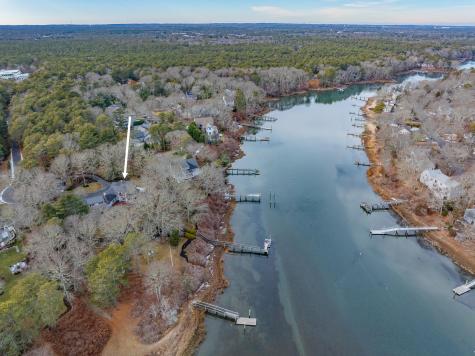 52 Old Dock Lane Mashpee MA 02649