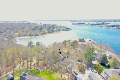 5 Bell Road Bourne MA 02532