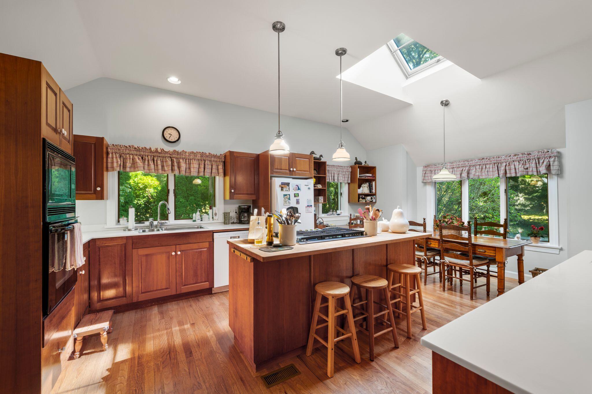 15 Hayward Lane Orleans MA 02653