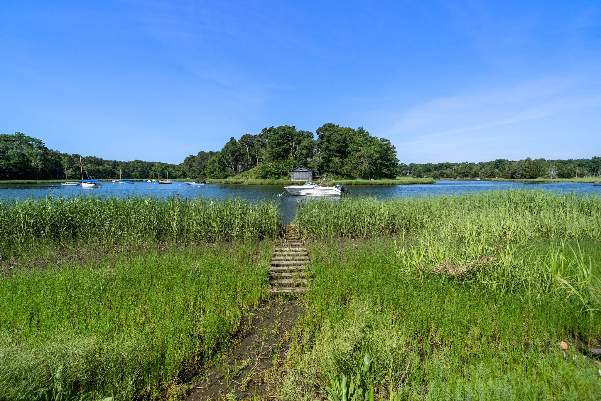 15 Hayward Lane Orleans MA 02653
