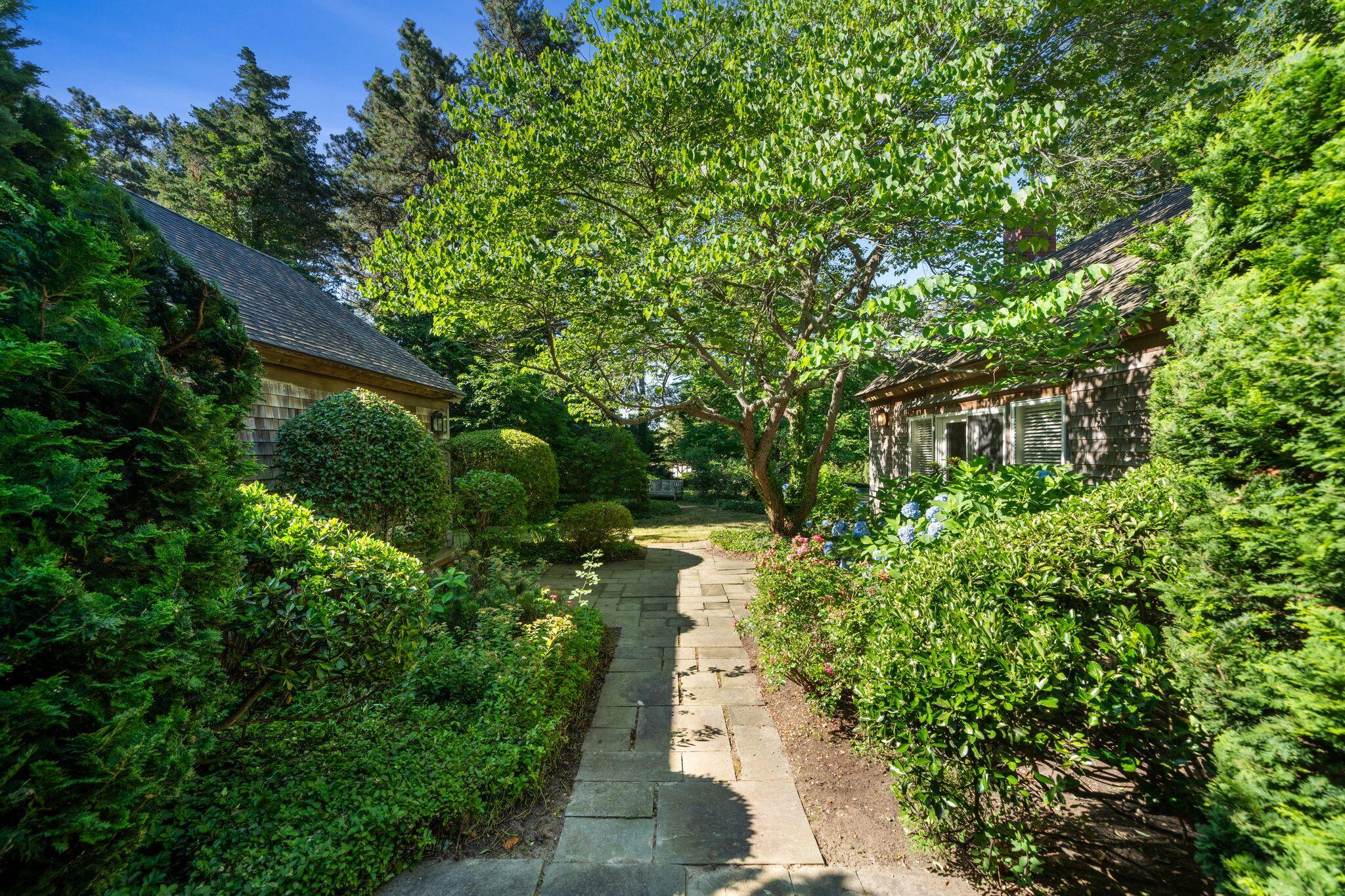 15 Hayward Lane Orleans MA 02653