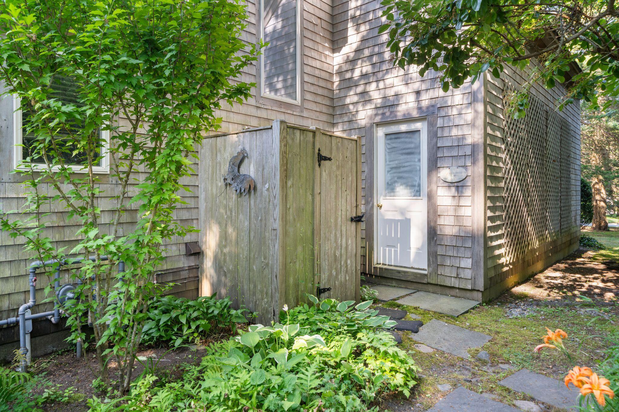 15 Hayward Lane Orleans MA 02653