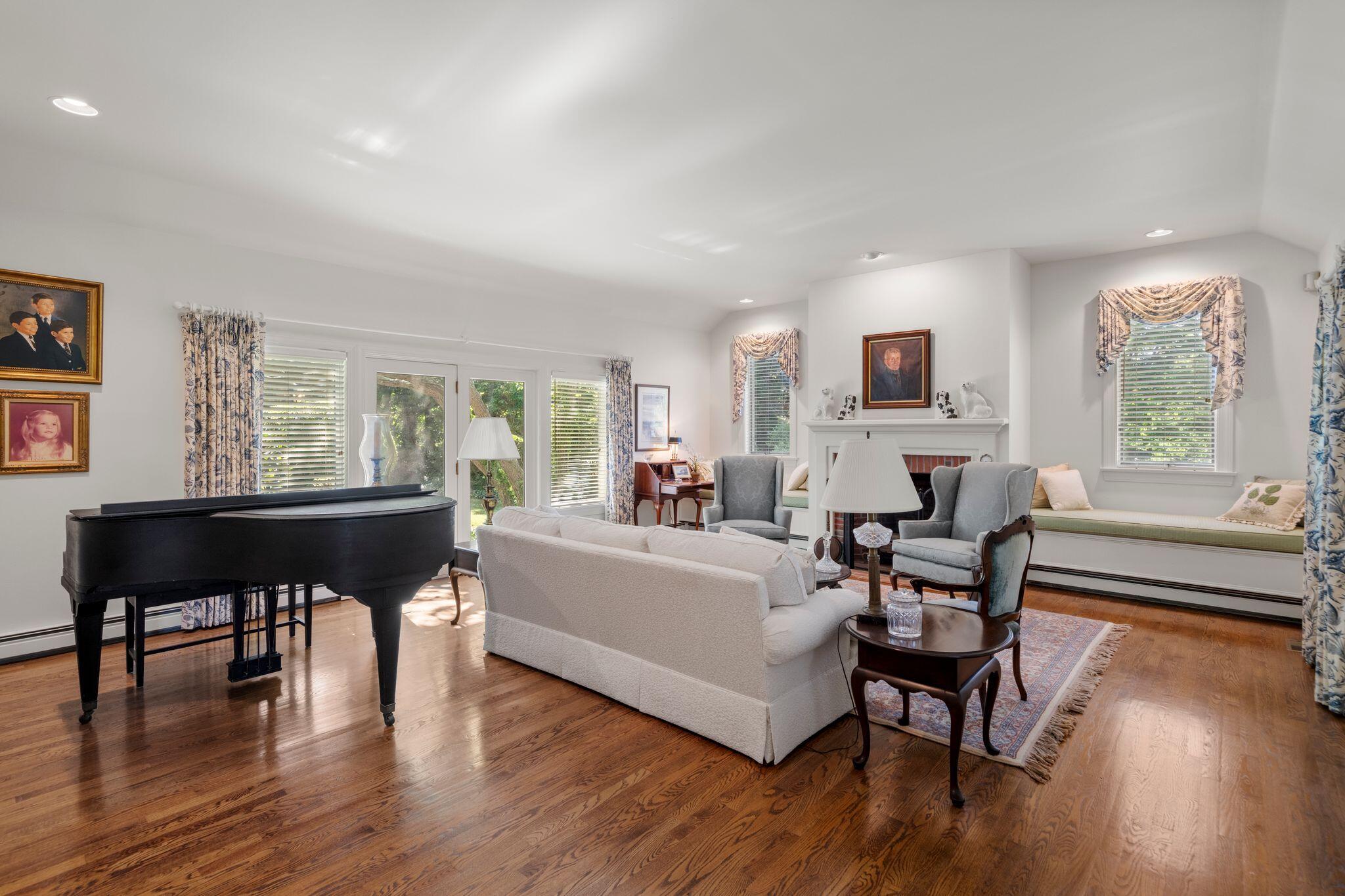 15 Hayward Lane Orleans MA 02653