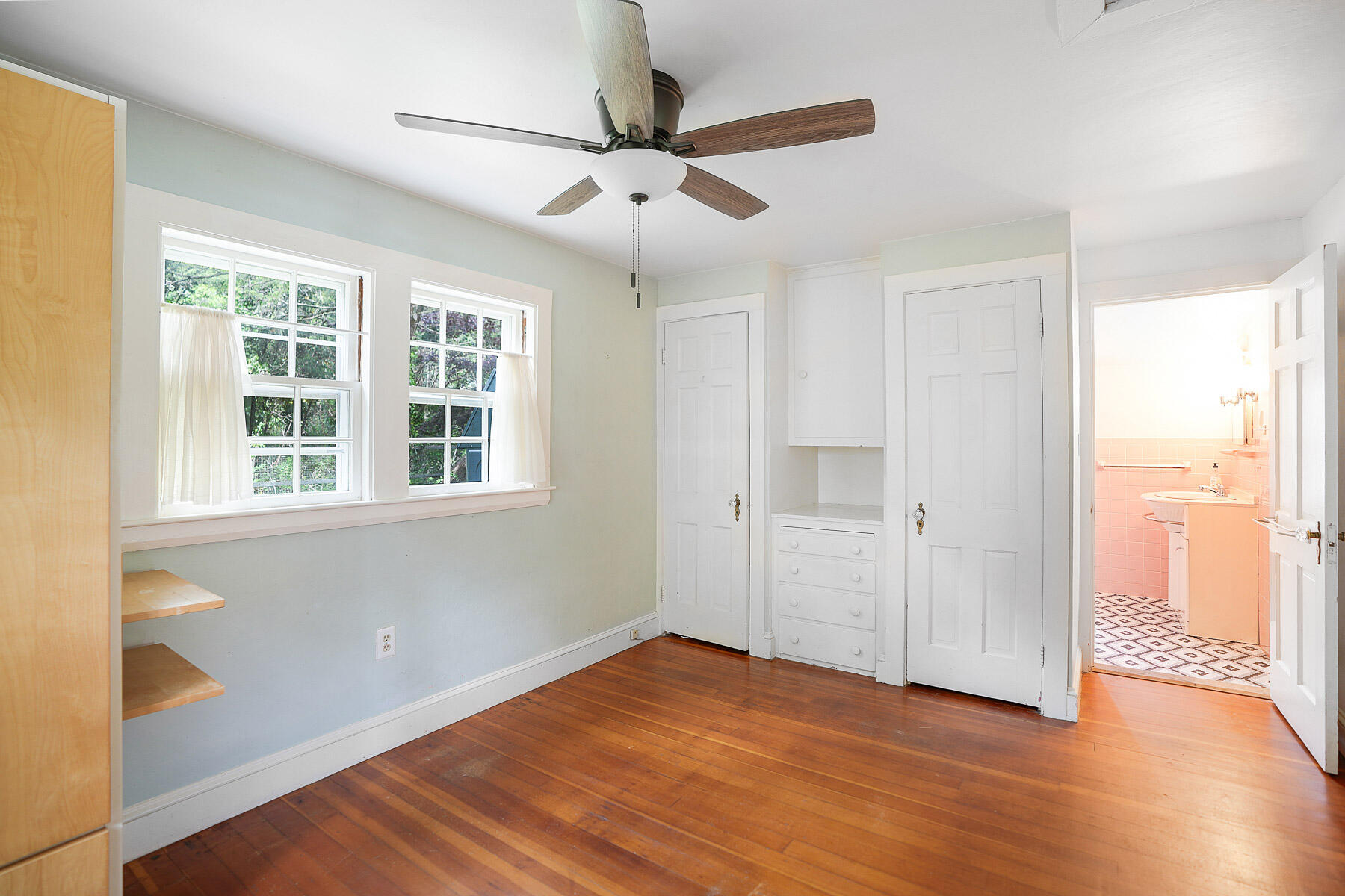 3 Troy Street Oak Bluffs MA 02557