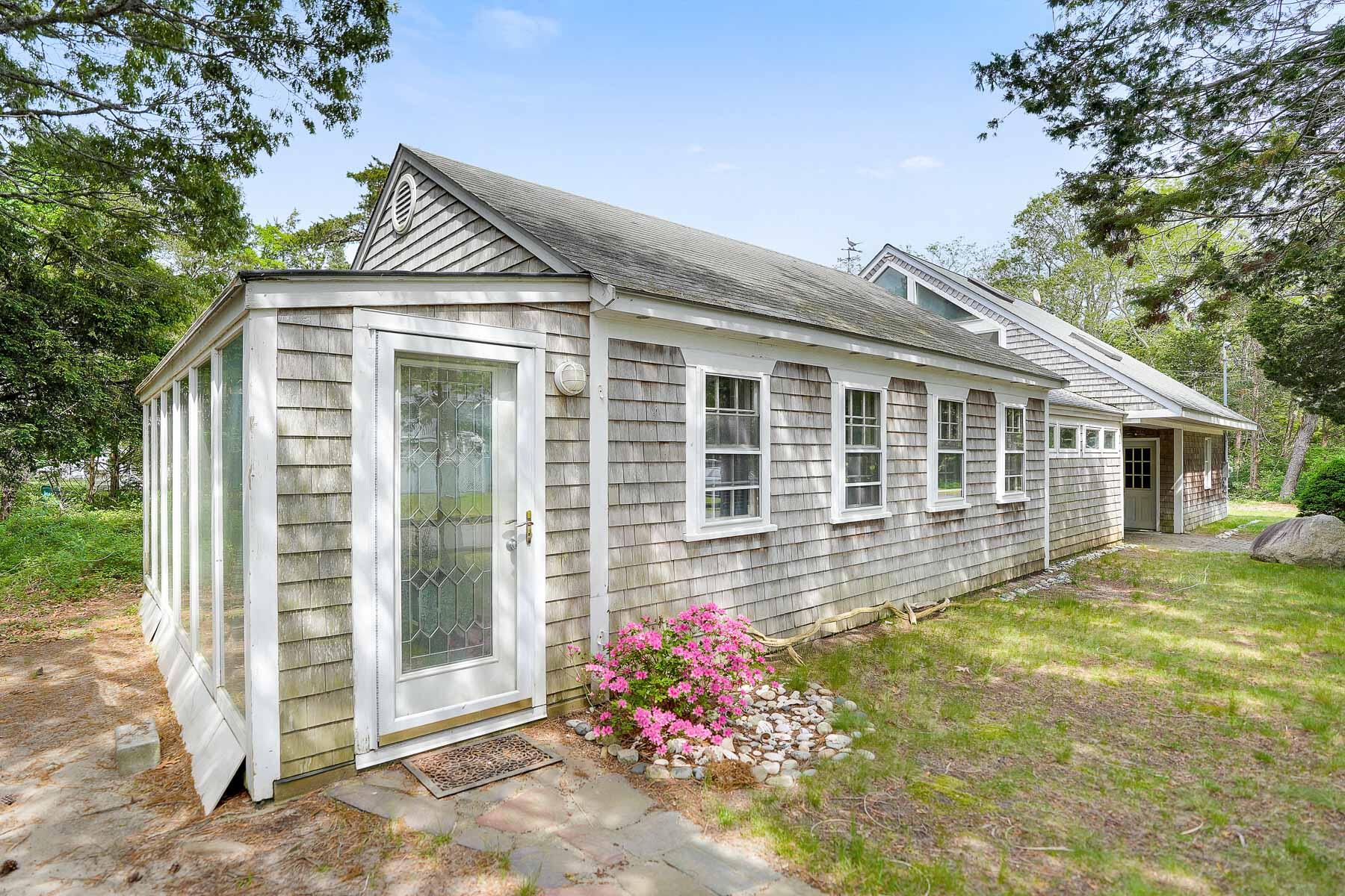 3 Troy Street Oak Bluffs MA 02557