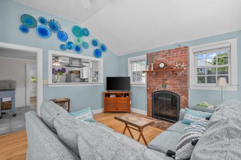 181 School Street Barnstable MA 02635
