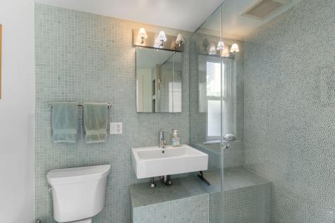 39 Pleasant Street Provincetown MA 02657