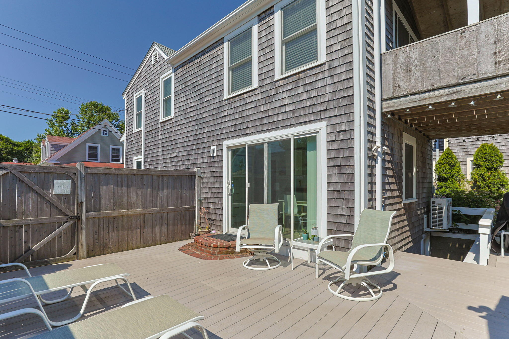 39 Pleasant Street Provincetown MA 02657