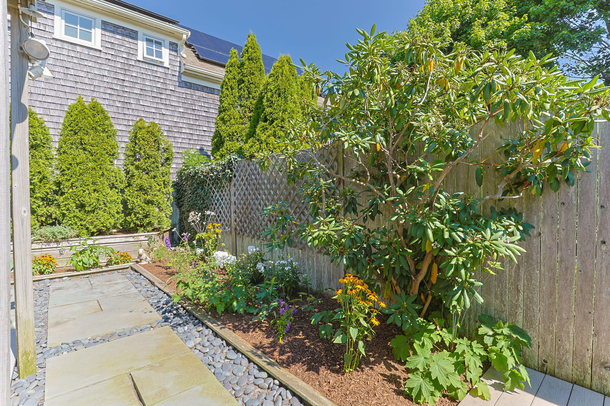 39 Pleasant Street Provincetown MA 02657