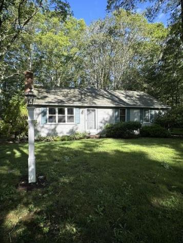 41 Bridle Path Marstons Mills MA 02648