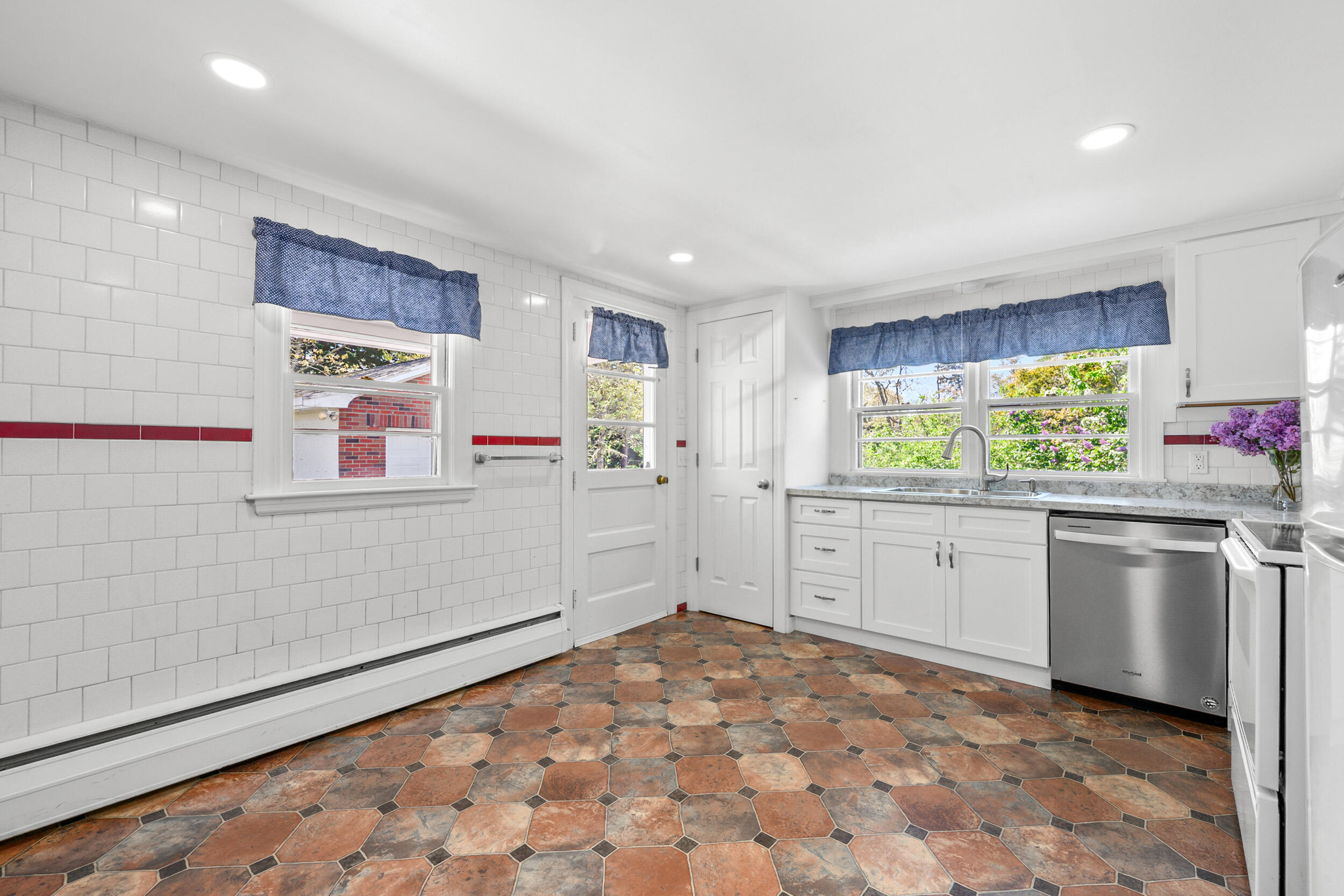 129 Belmont Road Harwich MA 02671