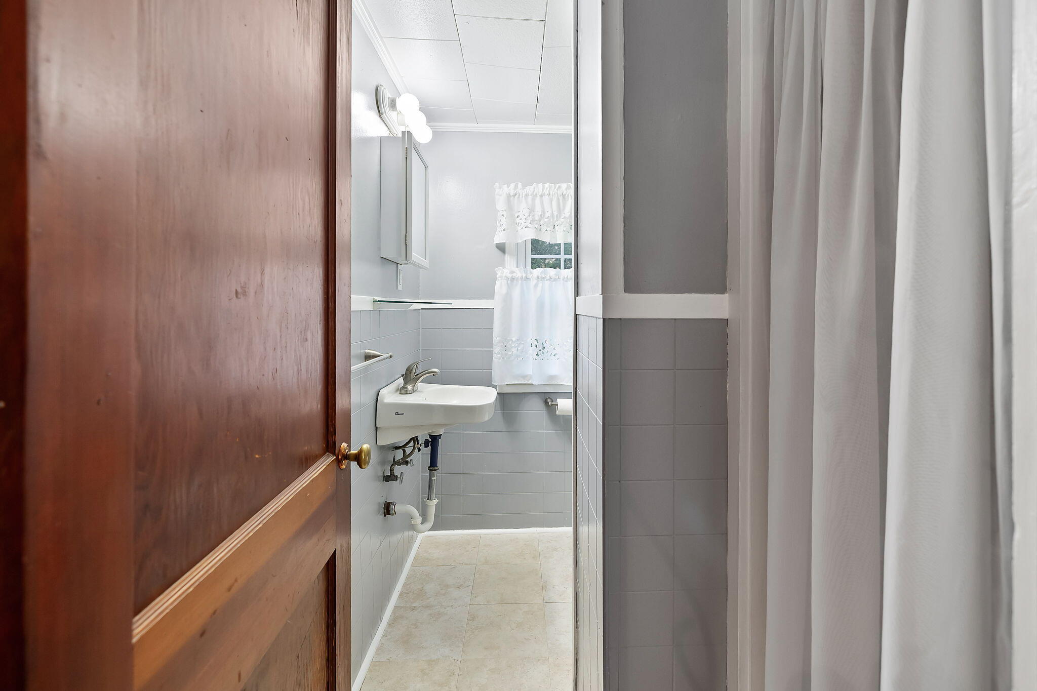 17 Ploughed Neck Road Sandwich MA 02537