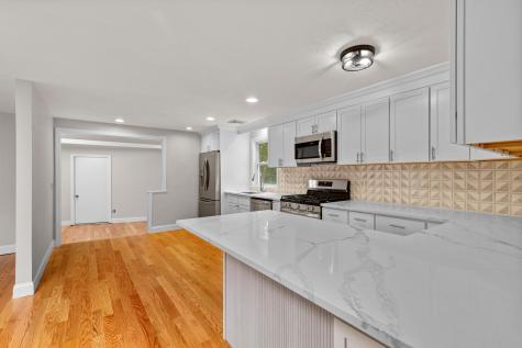 315 Blackthorn Road Barnstable MA 02648