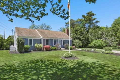 11 Mary David Road Yarmouth MA 02675