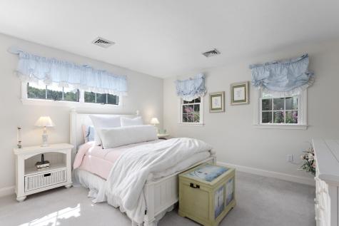 55 Seapuit Road Osterville MA 02655