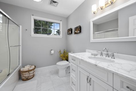 55 Seapuit Road Osterville MA 02655
