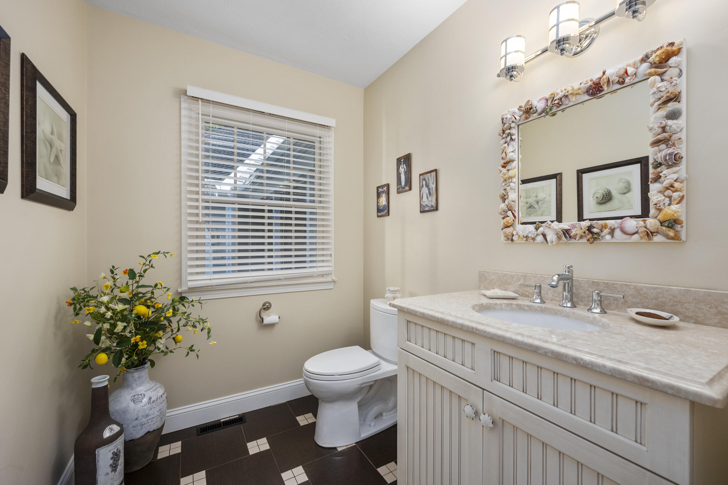 55 Seapuit Road Osterville MA 02655