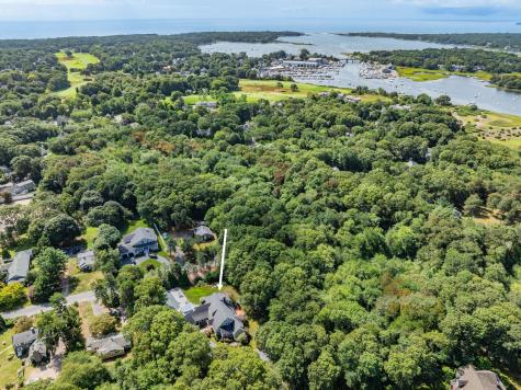 55 Seapuit Road Osterville MA 02655