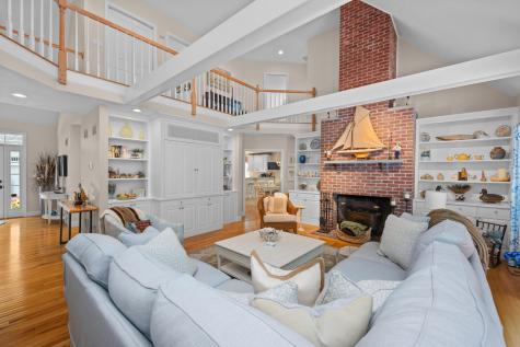 55 Seapuit Road Osterville MA 02655