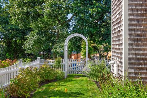 23 Taylors Pond Road South Chatham MA 02659