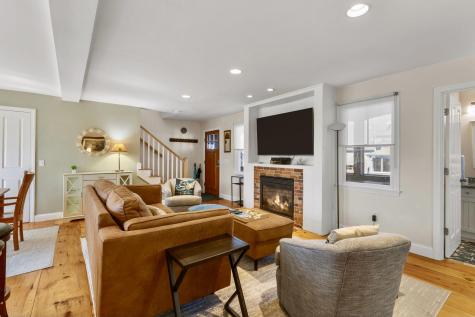 9 A Holway Avenue Provincetown MA 02657