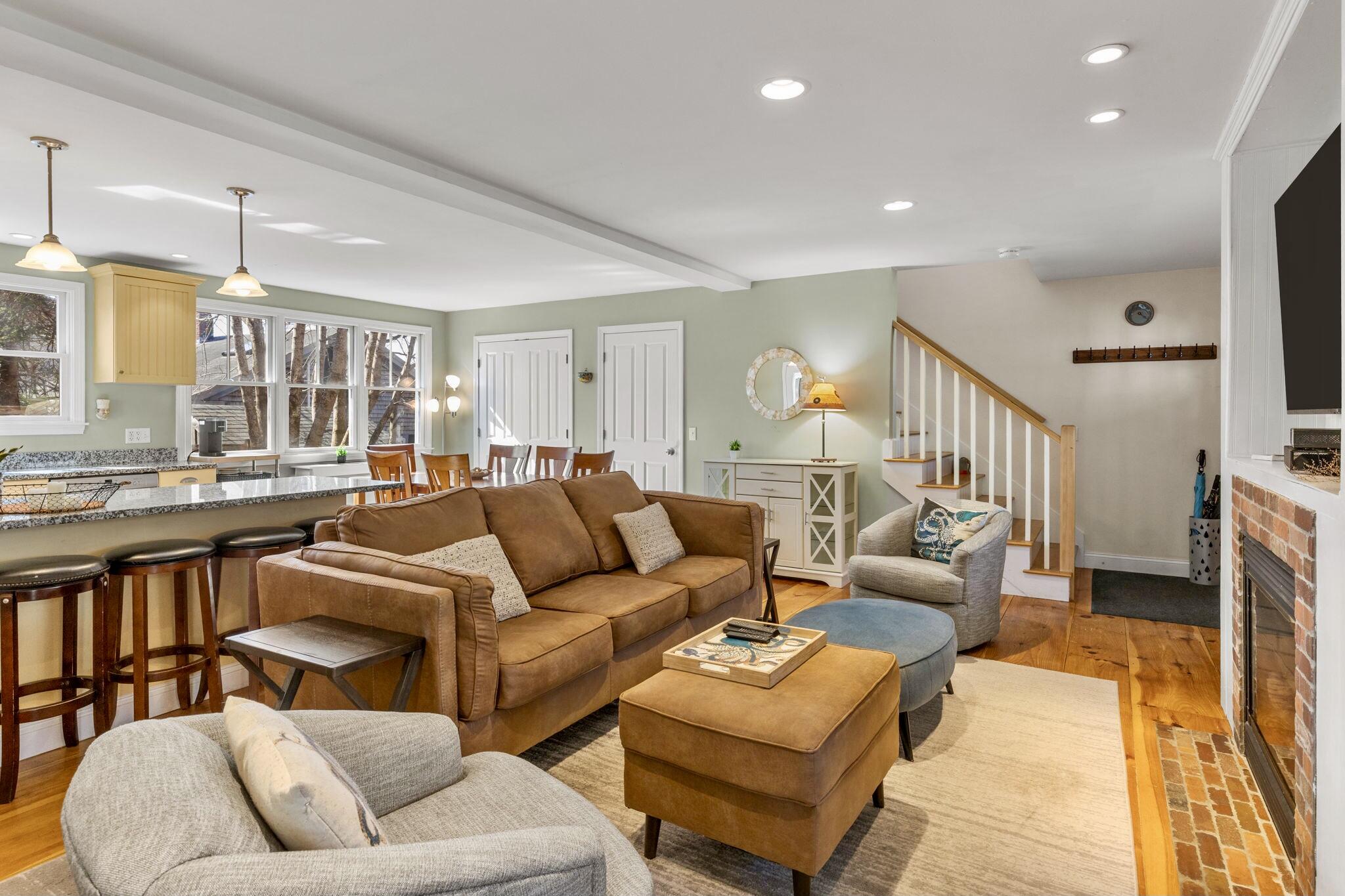 9 A Holway Avenue Provincetown MA 02657