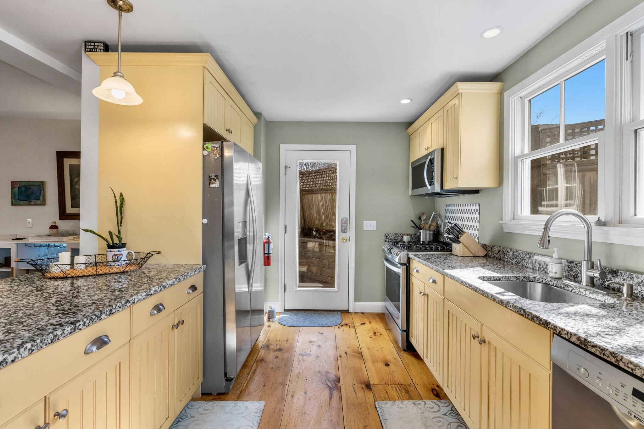 9 A Holway Avenue Provincetown MA 02657