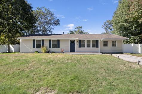 14 Dennis Lane Wareham MA 02571
