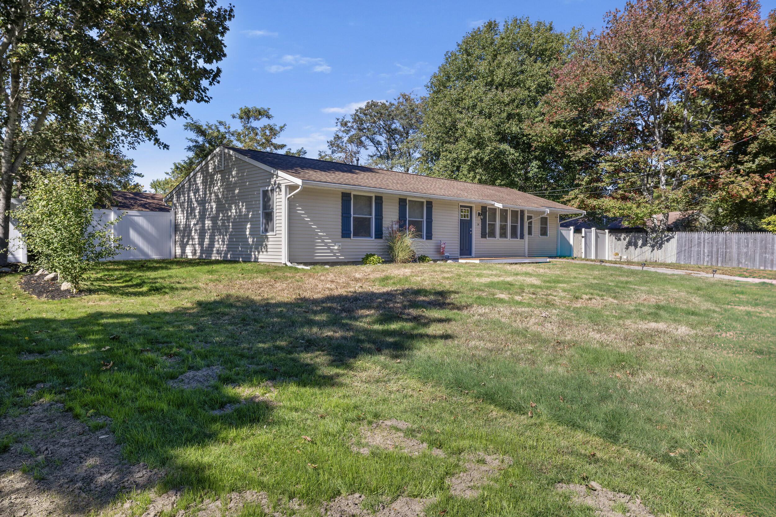 14 Dennis Lane Wareham MA 02571