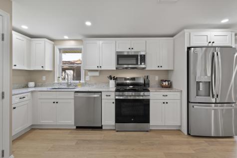14 Dennis Lane Wareham MA 02571