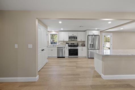 14 Dennis Lane Wareham MA 02571