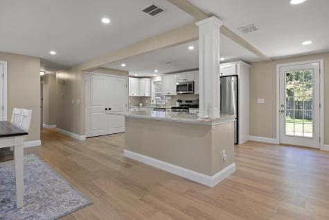14 Dennis Lane Wareham MA 02571