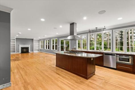 22 Red Pine Lane Wareham MA 02571
