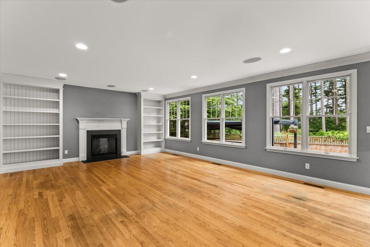 22 Red Pine Lane Wareham MA 02571
