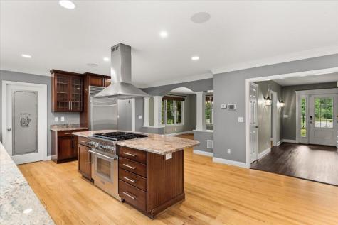 22 Red Pine Lane Wareham MA 02571