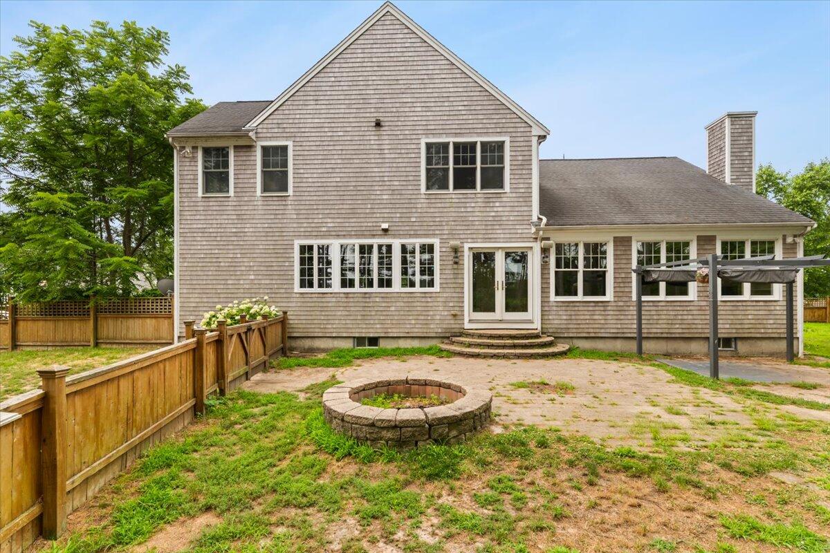 22 Red Pine Lane Wareham MA 02571
