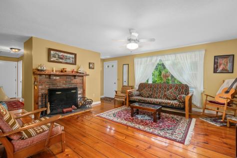 937 Harwich Road Brewster MA 02631