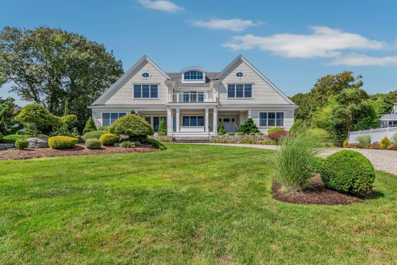 Mashpee MA, 53 Triton Way