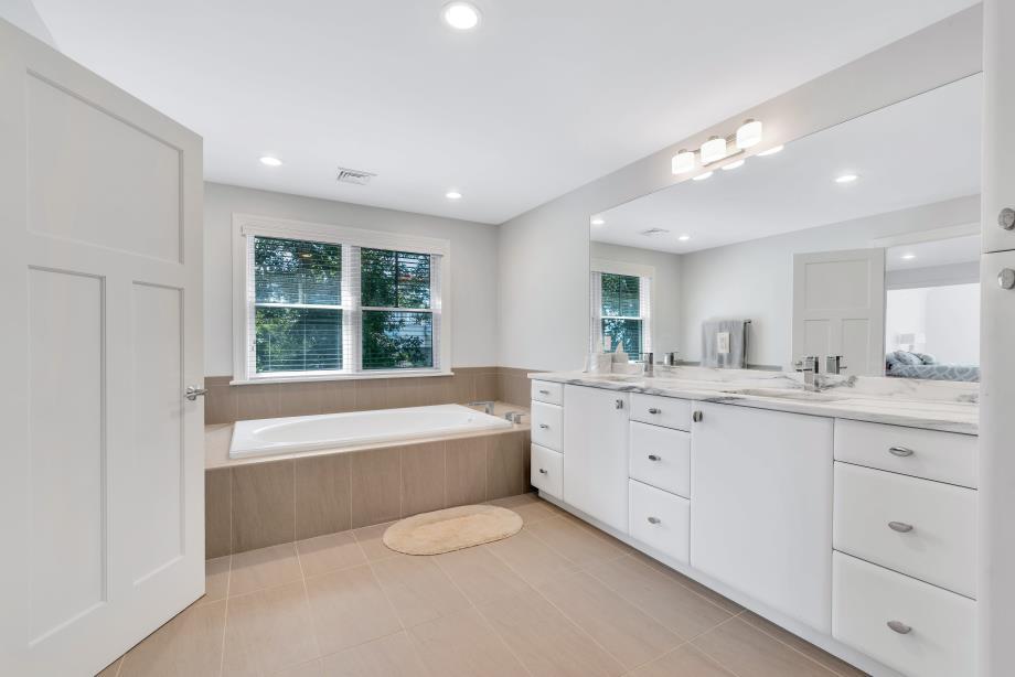 53 Triton Way Mashpee MA 02649