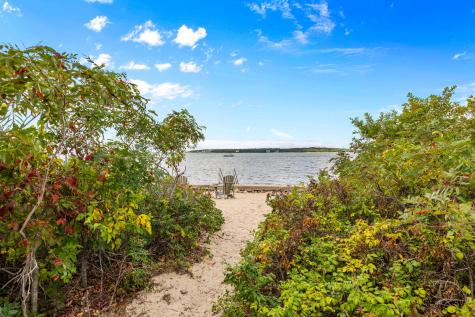 177 Bay Road North Falmouth MA 02556