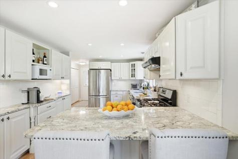 6 Stonefield Drive Sandwich MA 02537