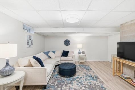 6 Stonefield Drive Sandwich MA 02537