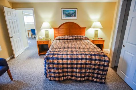 49 4 Seasons Drive Mashpee MA 02649