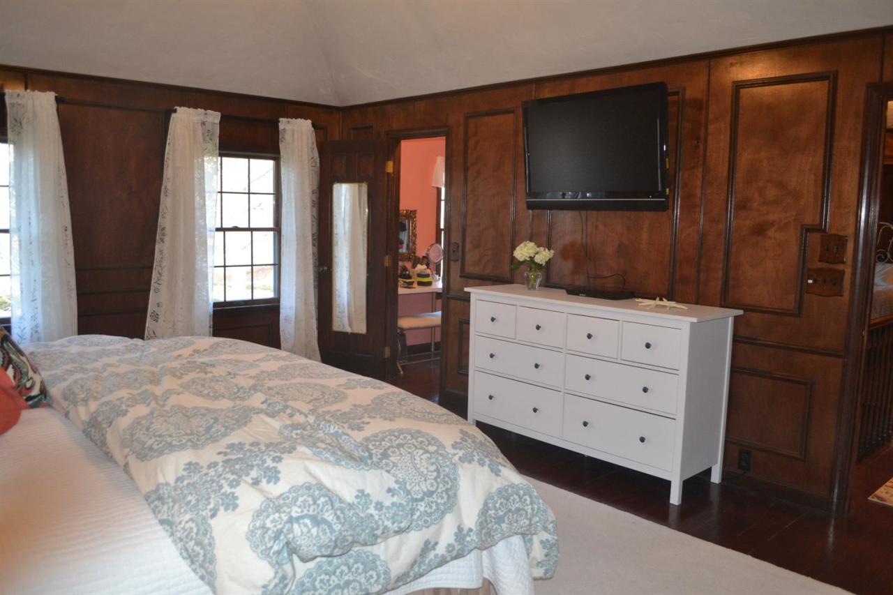 448 Marstons Lane Cummaquid MA 02637