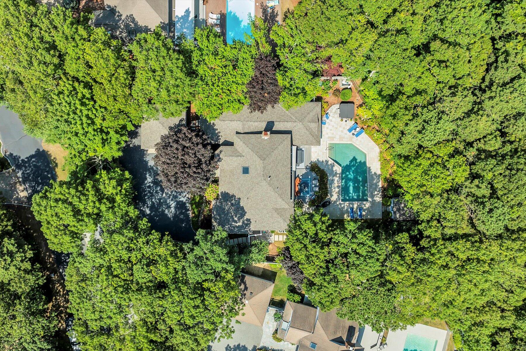 12 Mizzenmast Mashpee MA 02649