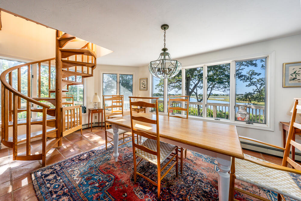 498 Elliott Road Centerville MA 02632