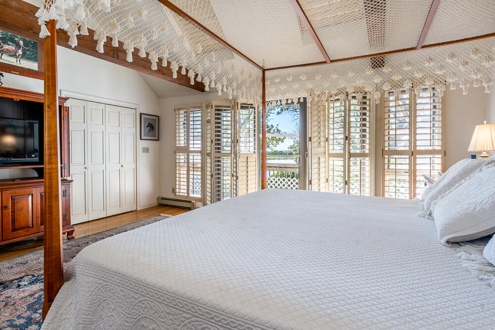 498 Elliott Road Barnstable MA 02632