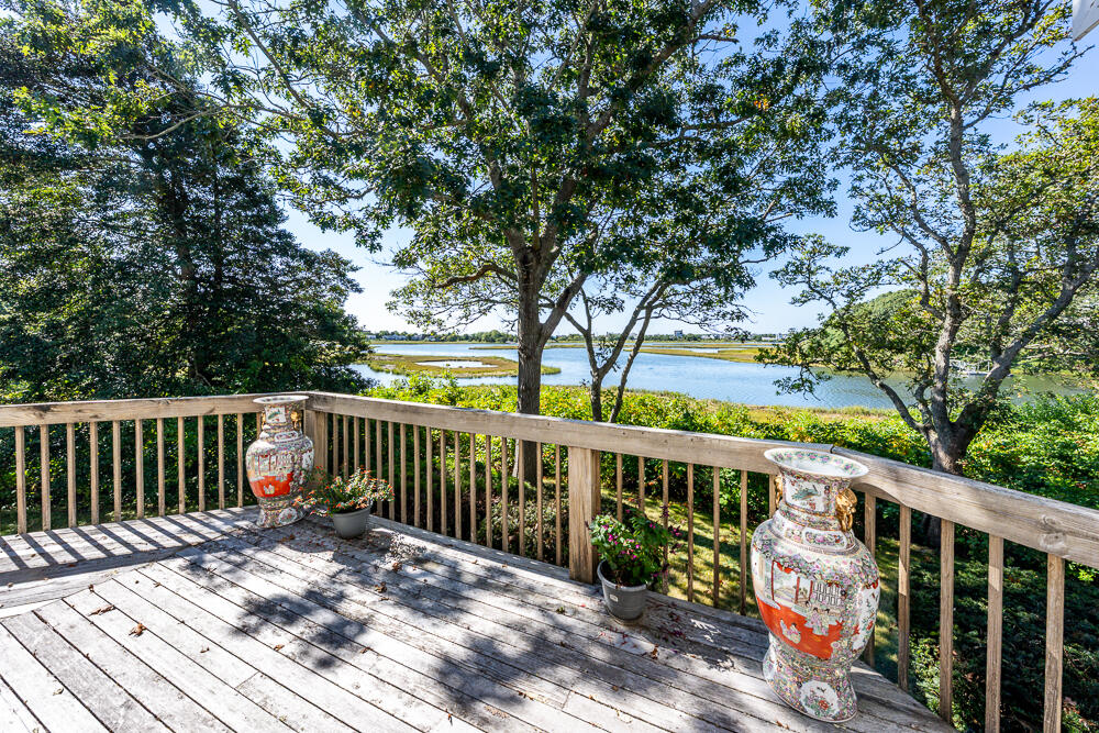 498 Elliott Road Centerville MA 02632