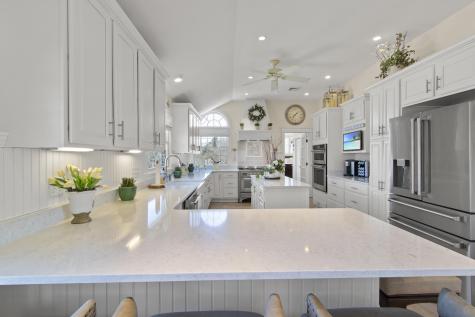 9 Fabyan Way Bourne MA 02532